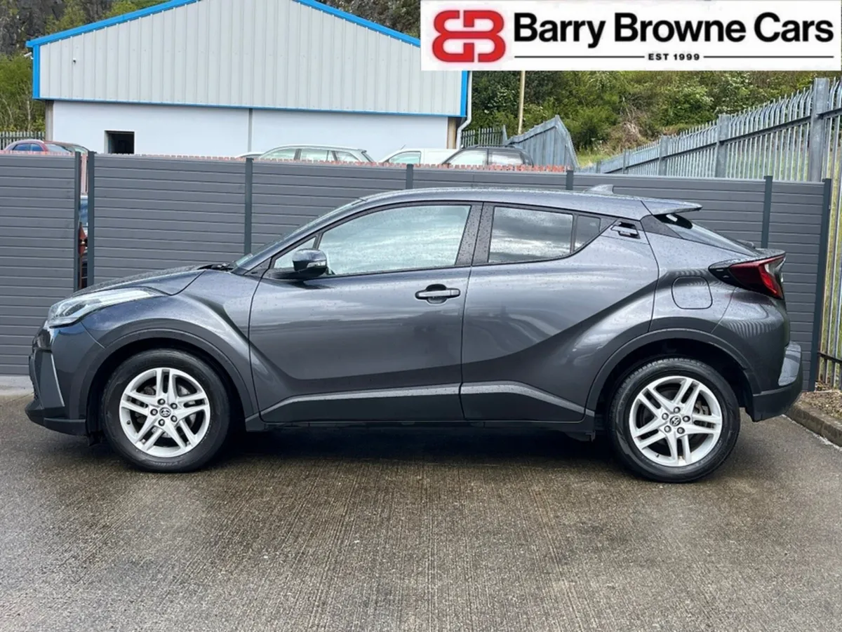 Toyota C-HR ICON HEV CVT - Image 4