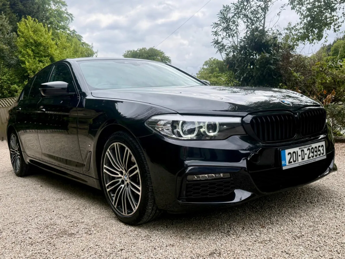 BMW 5-Series 530E  M SPORT *Only 62000km…*Apple Ca - Image 1