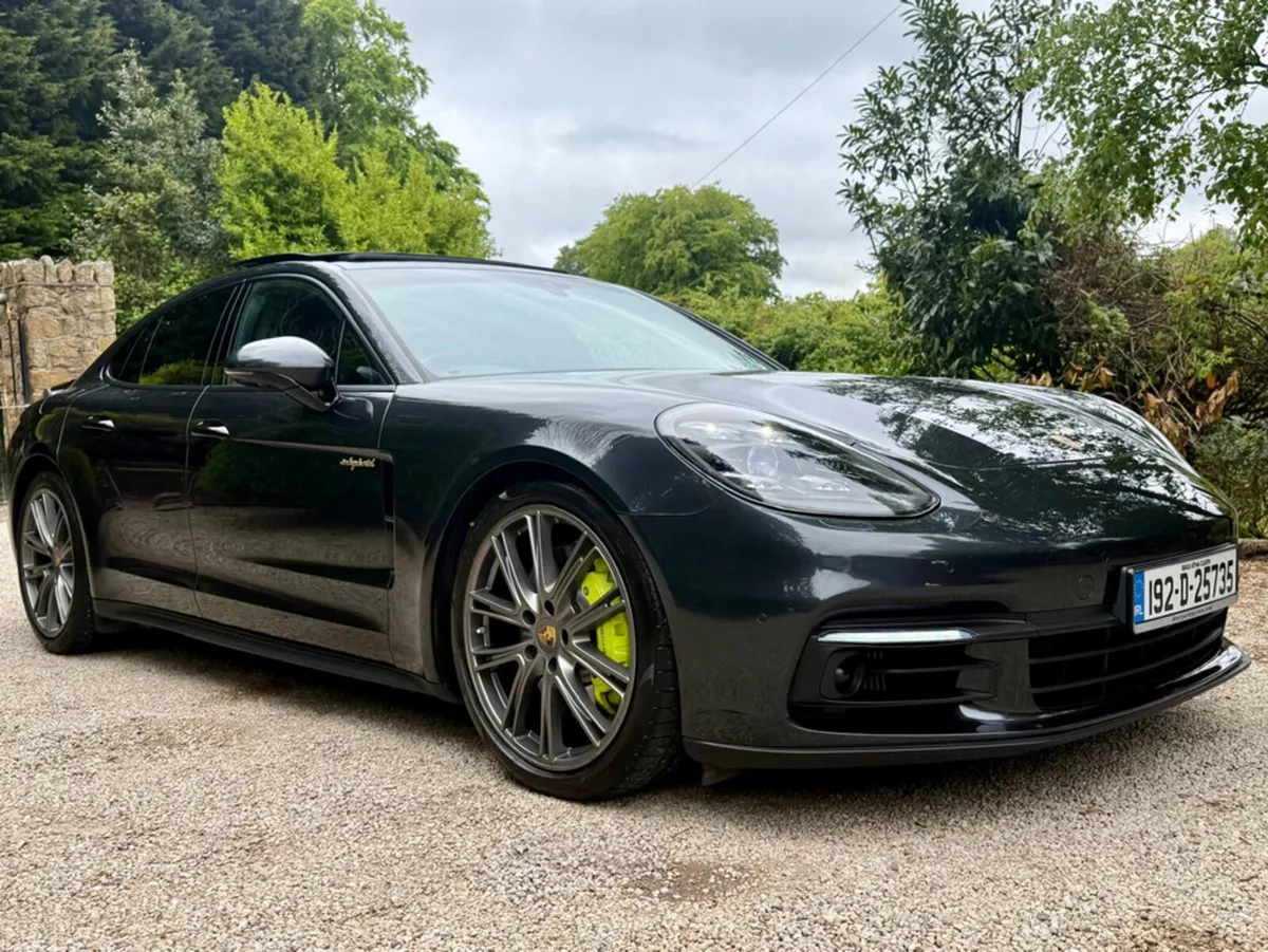 Porsche Panamera 4 E HYBRID 462PS - Image 1