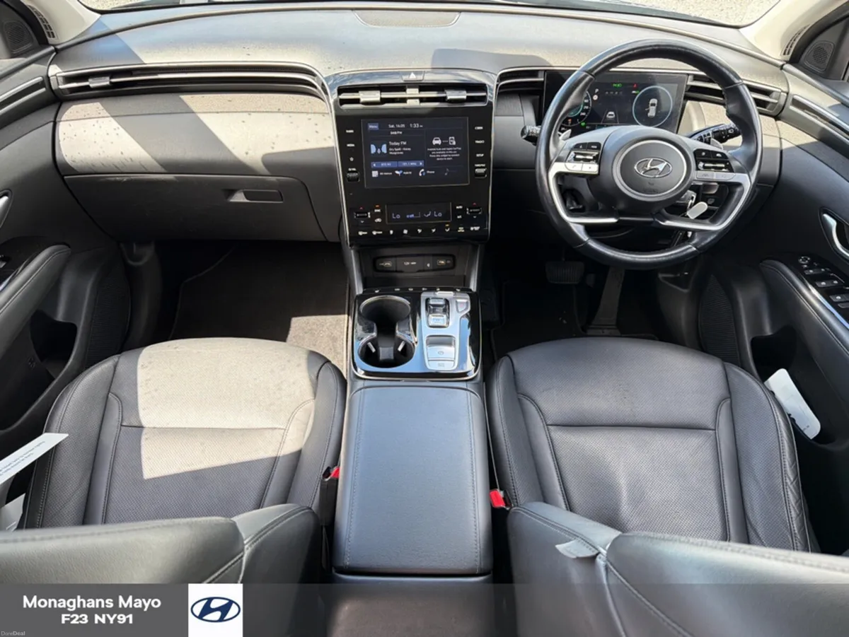 Hyundai Tucson EXECUTIVE 1.6 PETROL HYBRID HEV AUT - Image 2