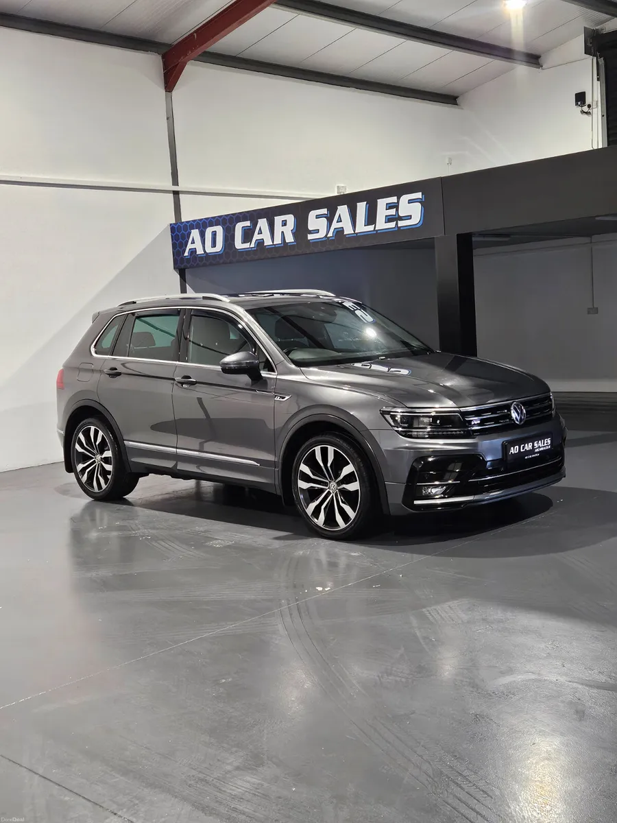 Volkswagen Tiguan 2017 RLine - Image 2