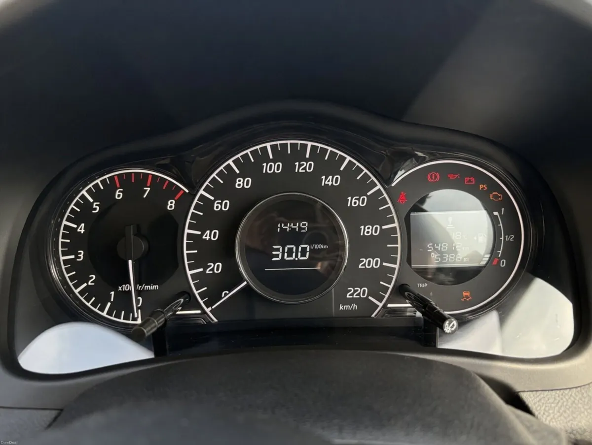 Nissan Note 2015 - Image 2