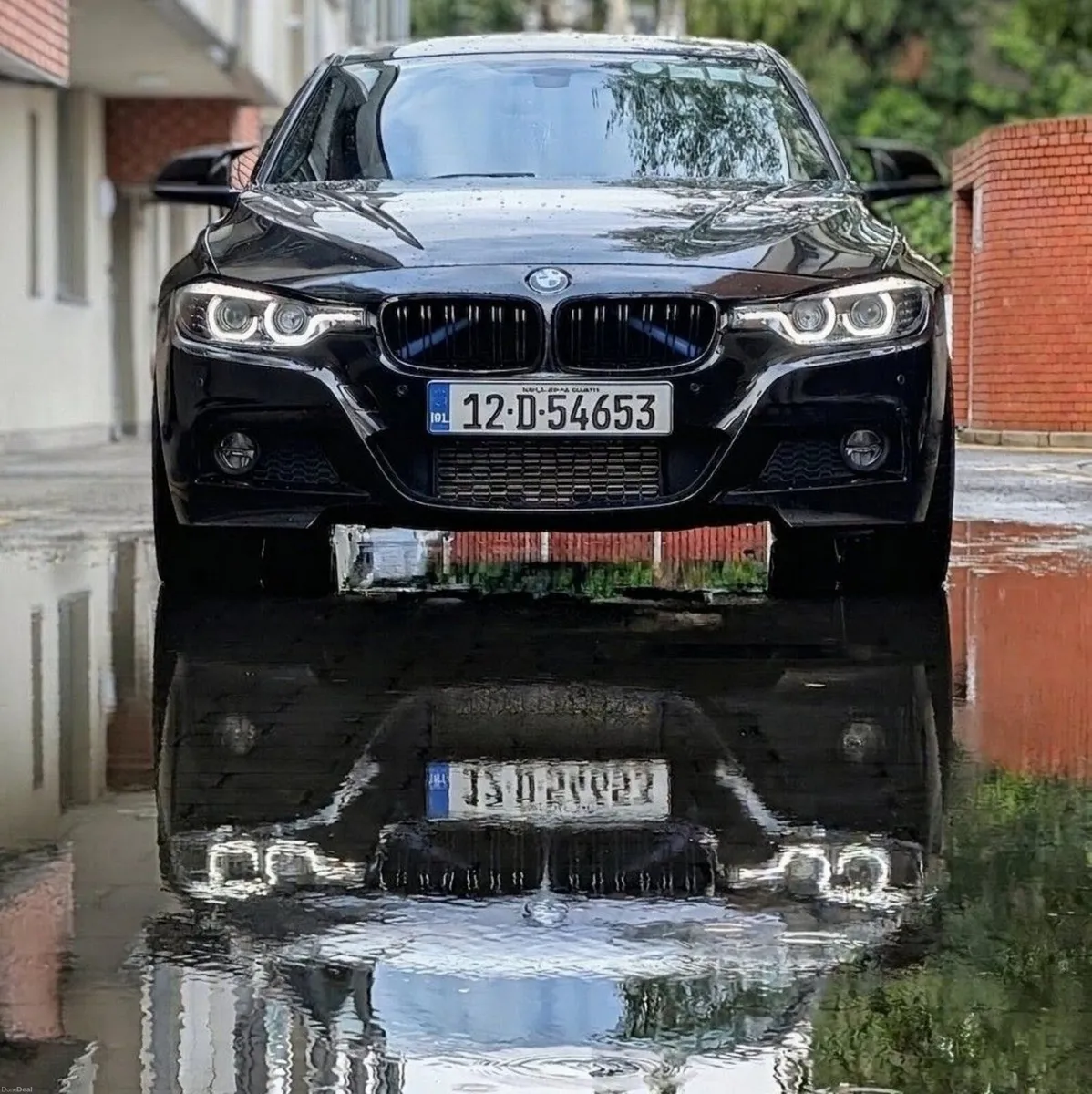 BMW 3-Series 2012 - Image 2