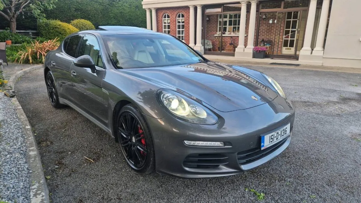 Porsche Panamera - Image 2