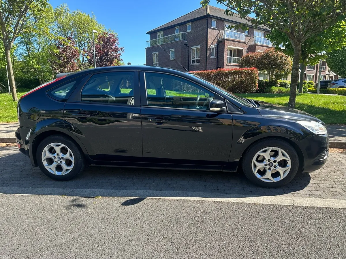 Ford Focus 2009 Manual - Image 4