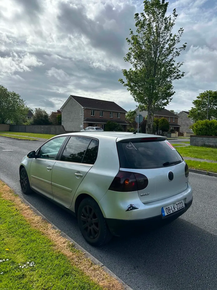 Car - Image 3