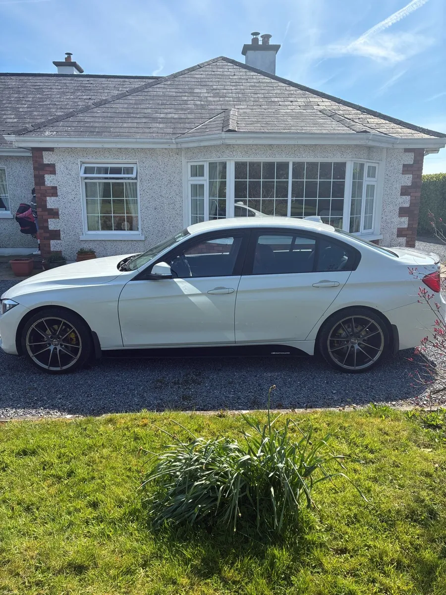BMW f30 - Image 2