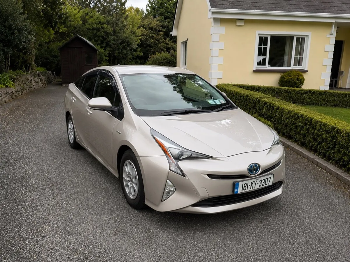Toyota Prius Hybrid 2018 - Image 1