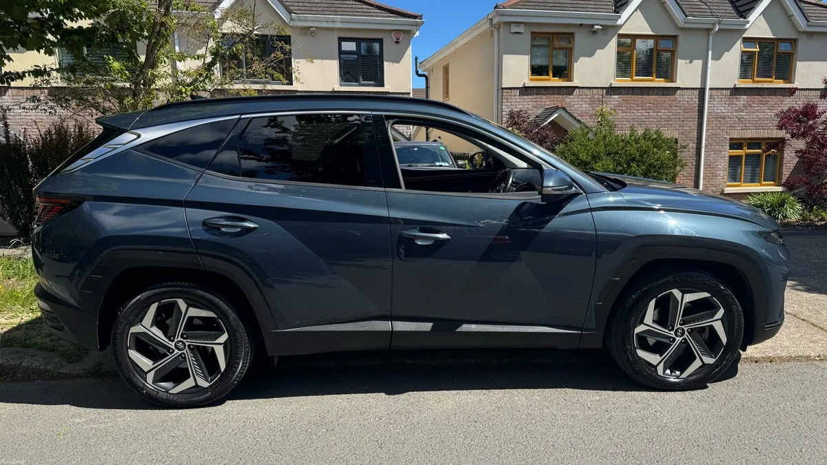 2021 Hyundai Tucson Exec Plus * LOW KMS 42k * - Image 3