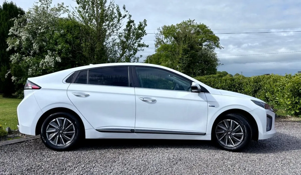 Hyundai IONIQ 2021 - Image 3