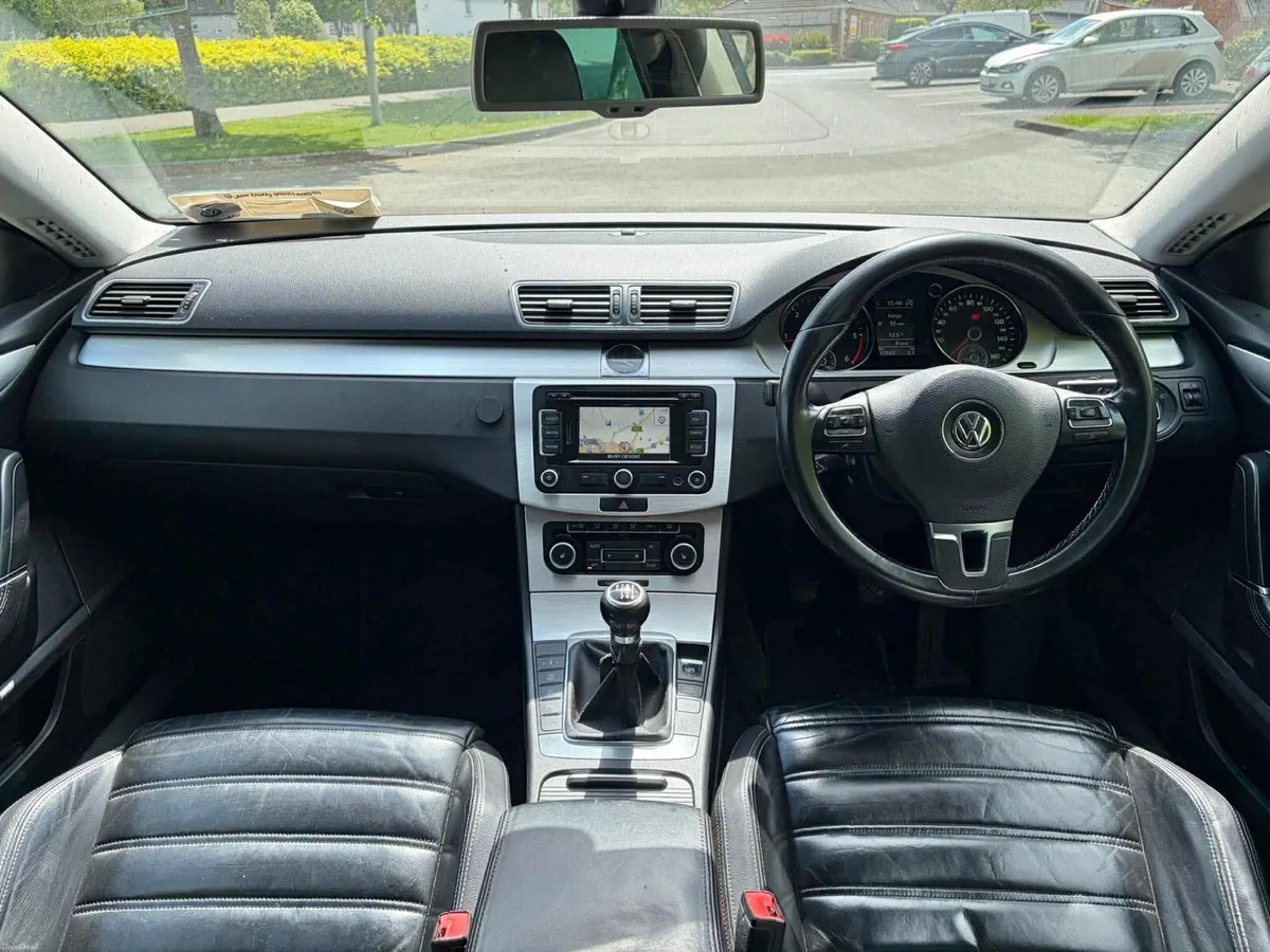 Car - Image 3