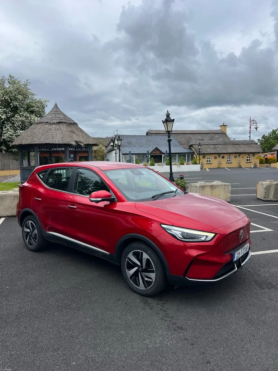 MG ZS electric 221 - Image 1