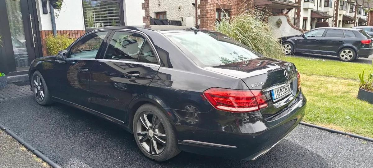 Mercedes E220 diesel automatic - Image 3