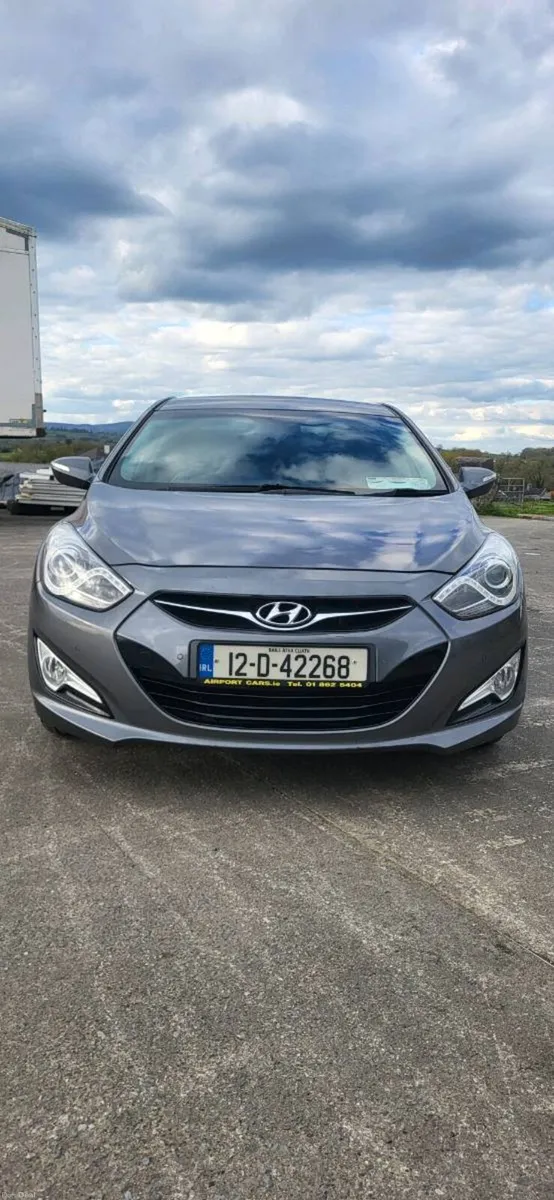 Hyundai i40 Deluxe 2012 - Image 1