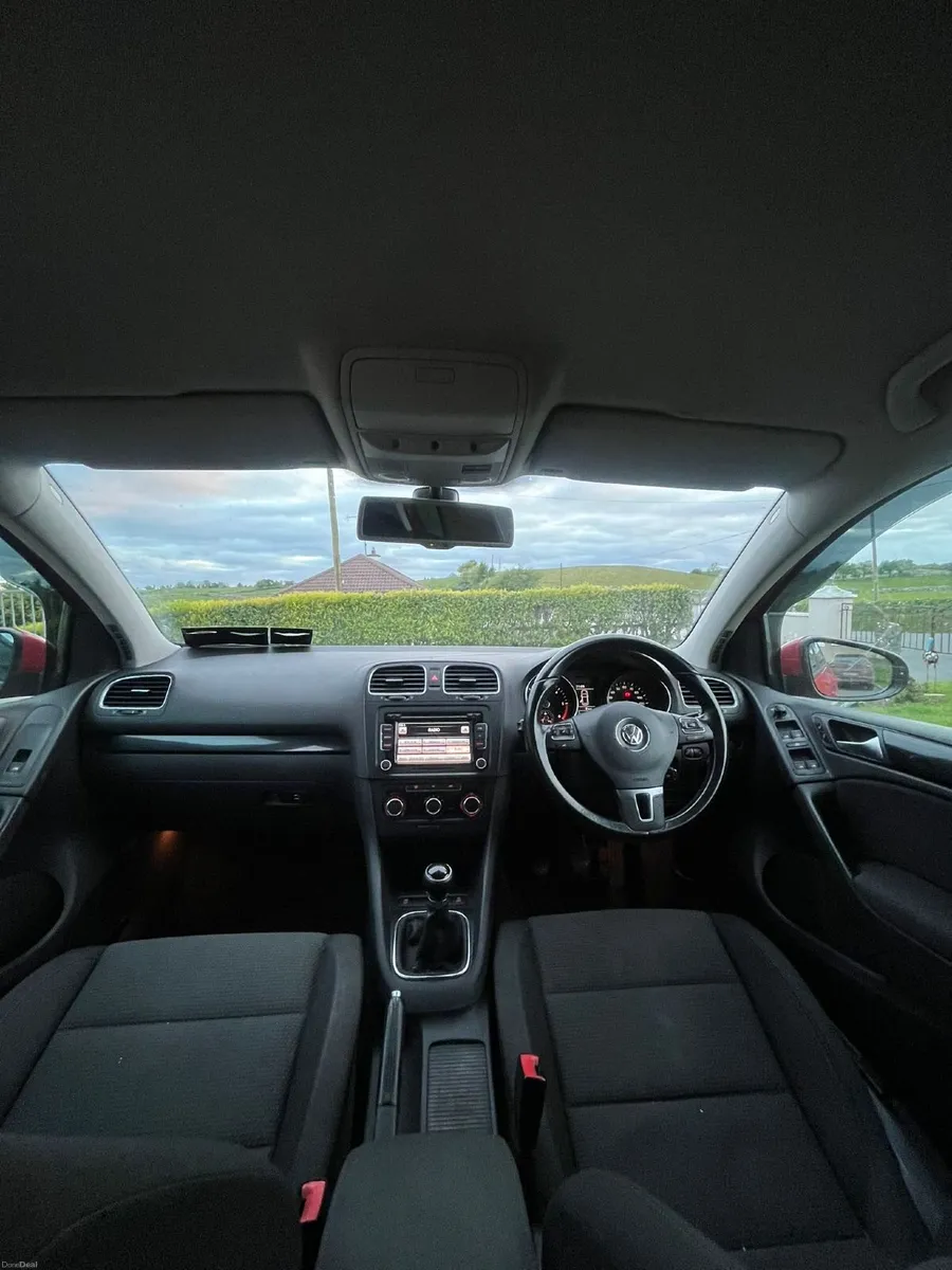 Volkswagen Golf 2011 - Image 3