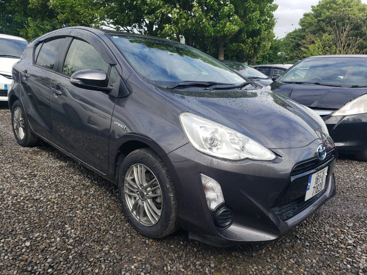 161D71820 toyota aqua - Image 3