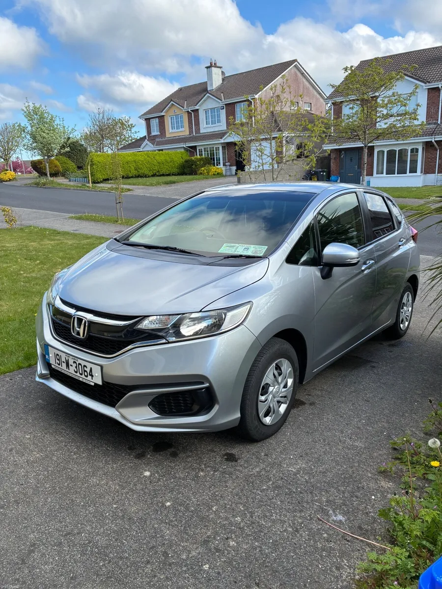 Honda Fit 2019 - Image 2
