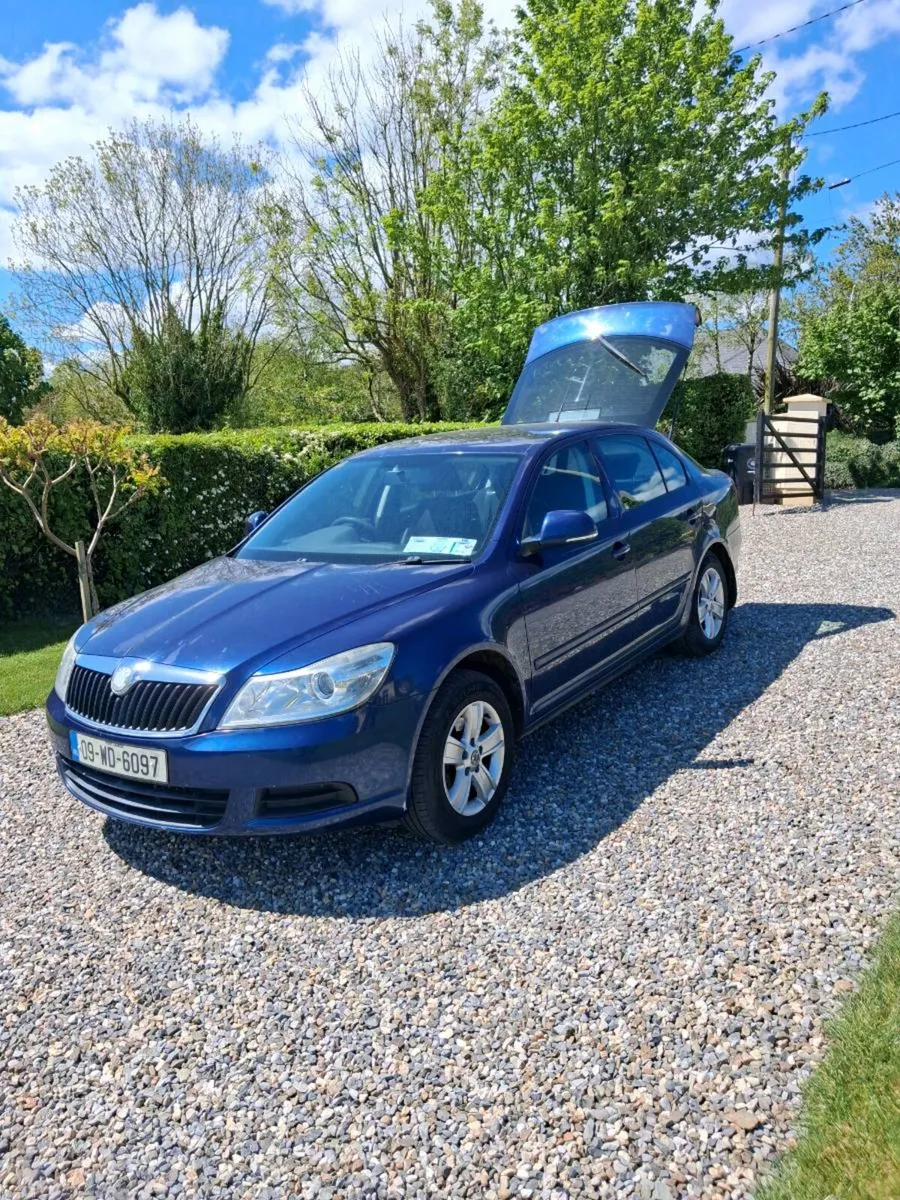 2009 SKODA OCTAVIA - Image 1