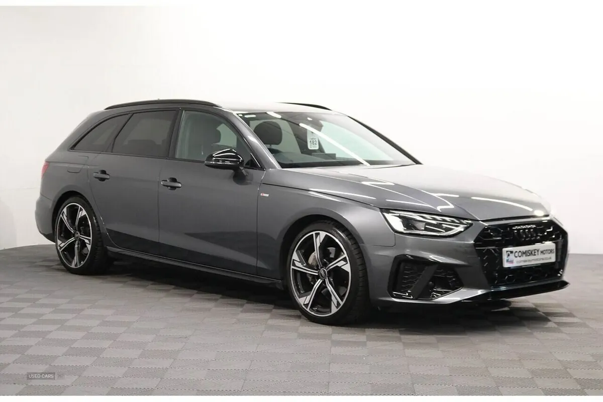 Audi A4 Avant TDI Black Edition - Image 1