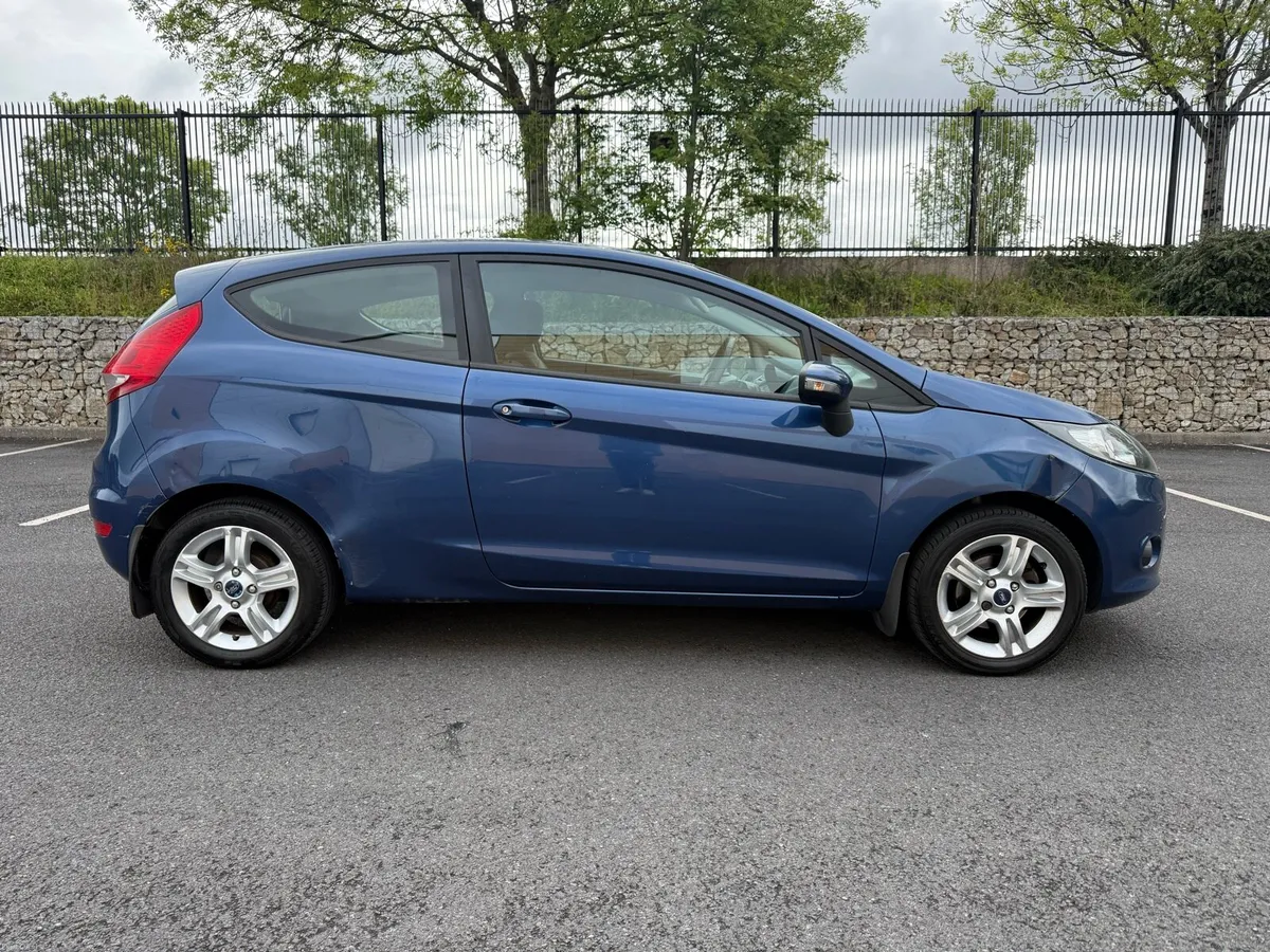 Ford Fiesta 1.25 Zetec (New NCT 03-27 Low Miles) - Image 4