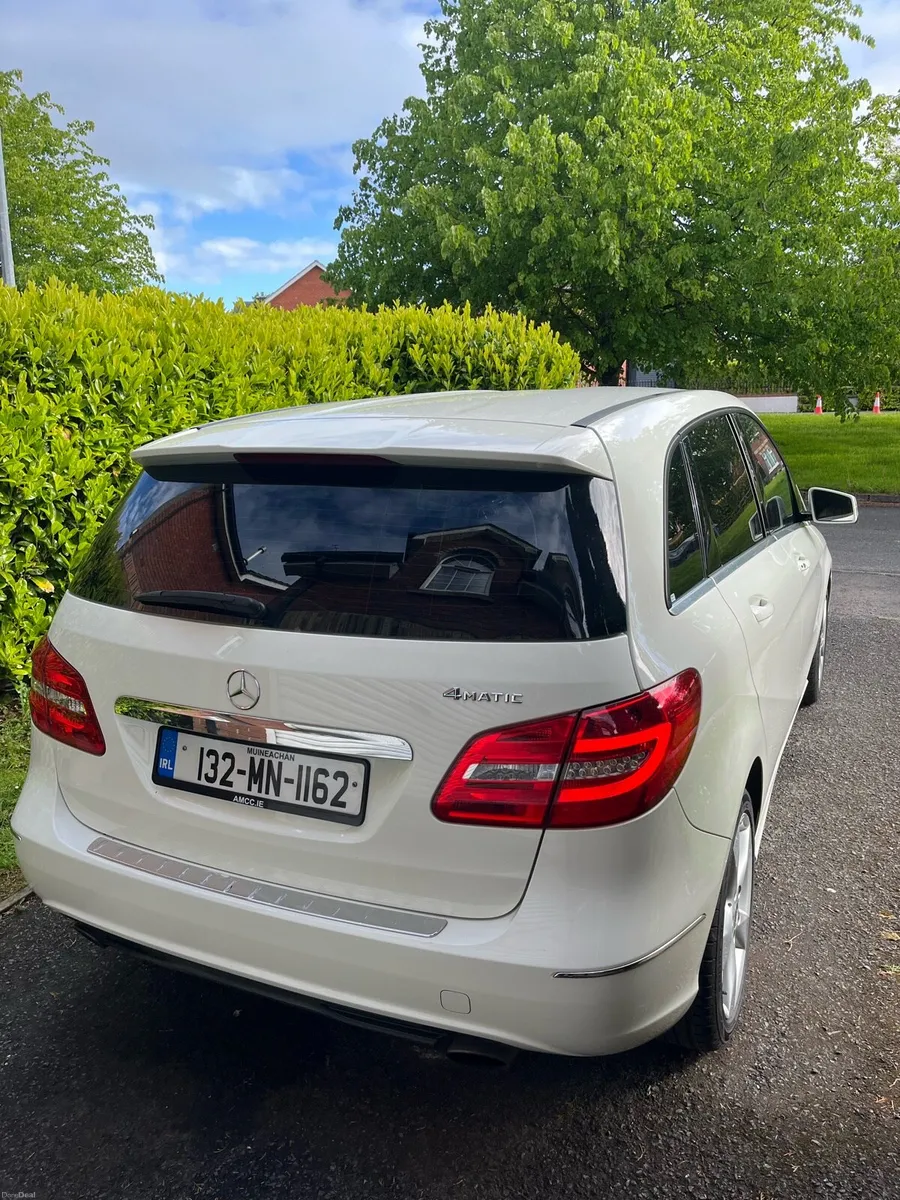 Mercedes-Benz B180 1.6 Petrol Sport - Image 4
