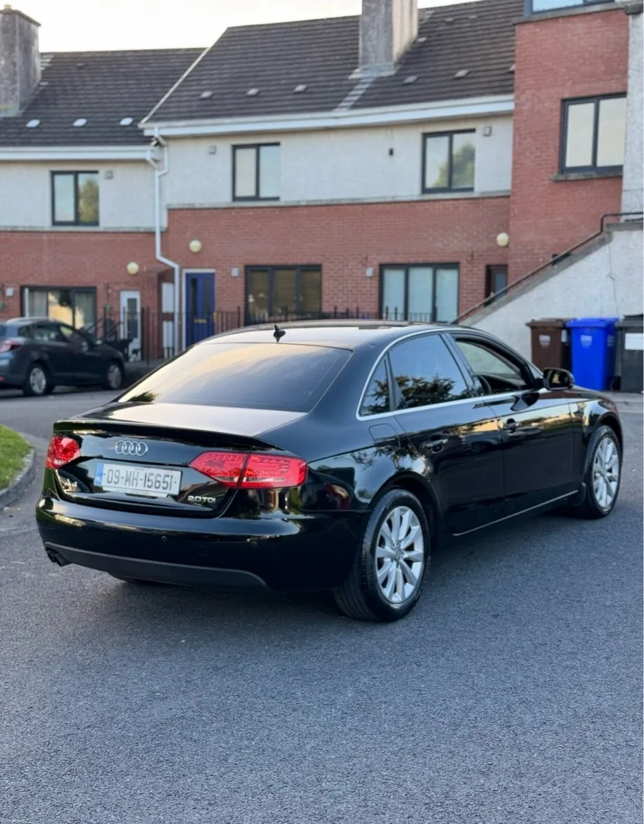 Audi a4 2009 2.0 TDI - Image 3