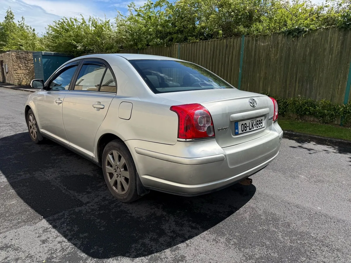 Toyota Avensis - Image 4