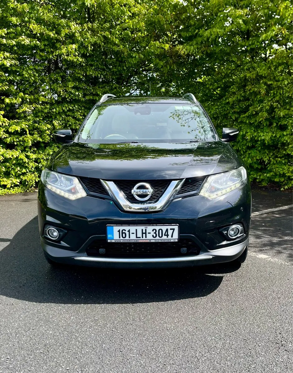 Nissan X-Trail 1.6dci Tekna 4x4 High Spec 7 Seater - Image 3