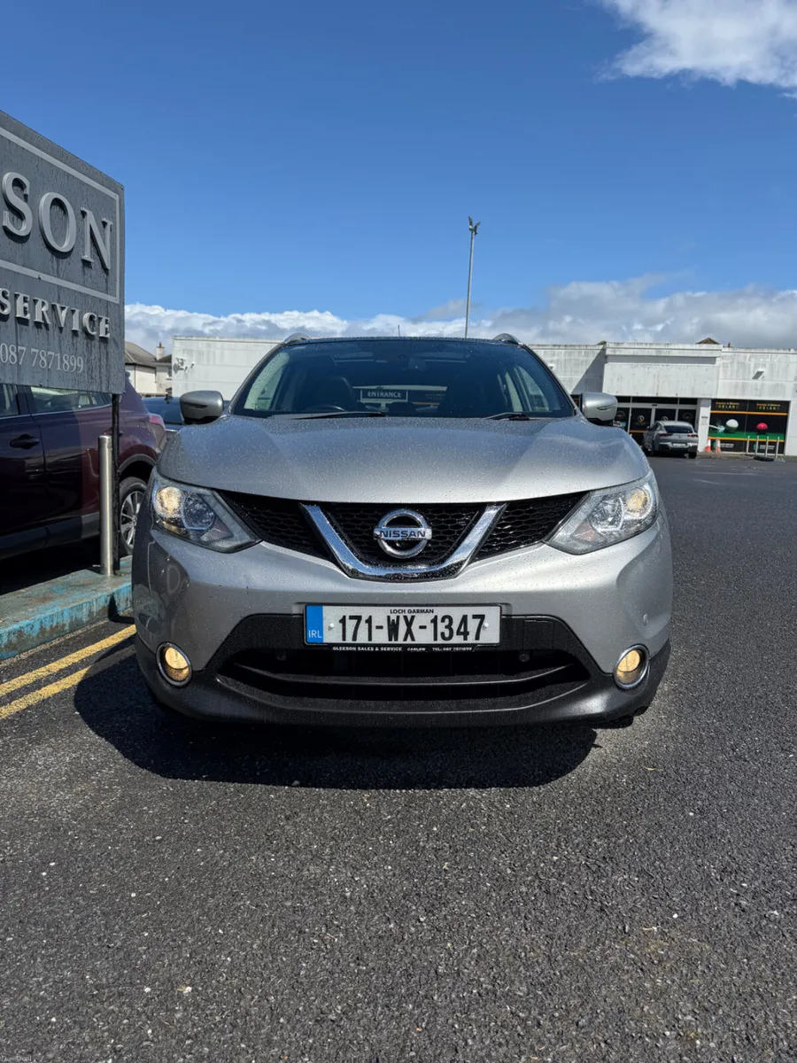 2017 Nissan Qashqai SV Premium 1.5 Diesel -Low KMs - Image 3