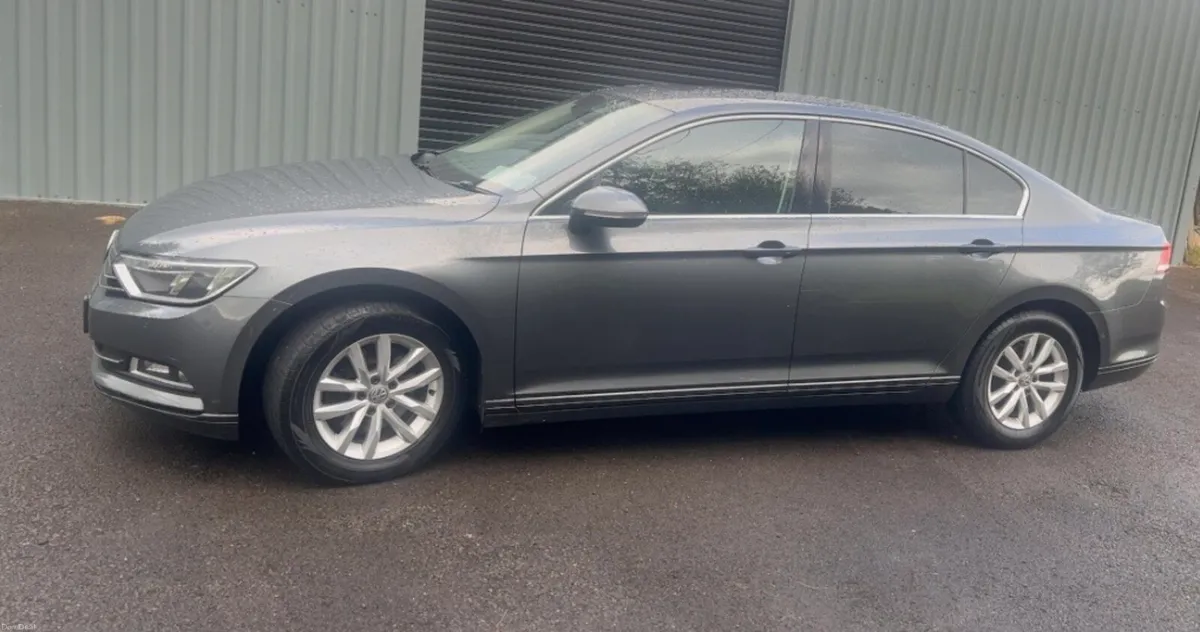 Volkswagen Passat Comfortline - Image 4
