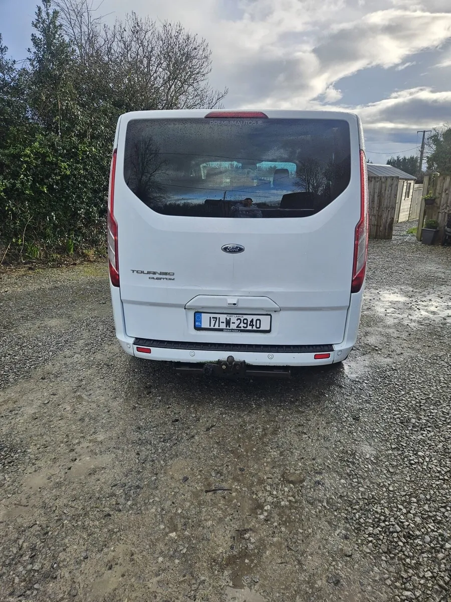 FORD TOURNEO CUSTOM T310L 130 TITANIUM - Image 3