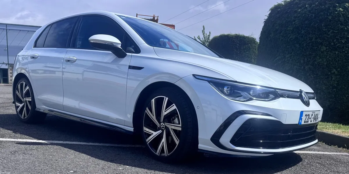2022 Golf R Line - Image 3