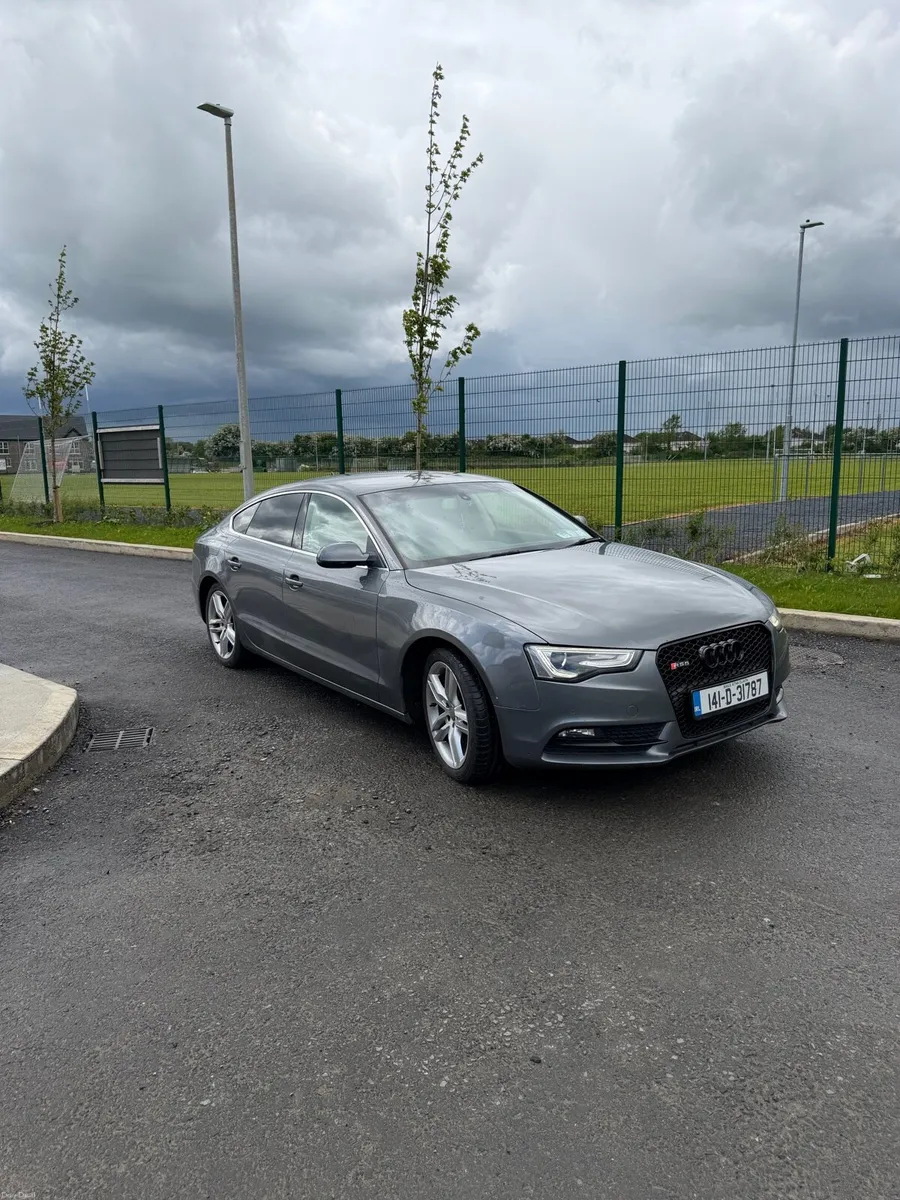 Car - Image 1