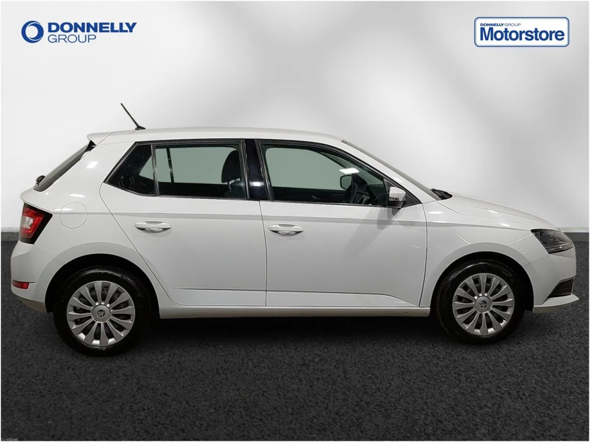 Skoda FABIA Hatchback S - Image 3