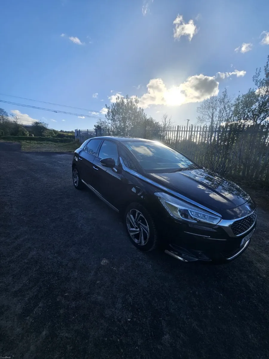 DS Automobiles DS 5 2016 - Image 5