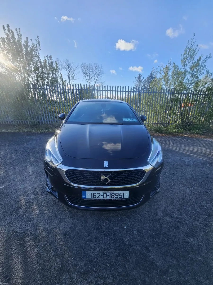DS Automobiles DS 5 2016 - Image 1