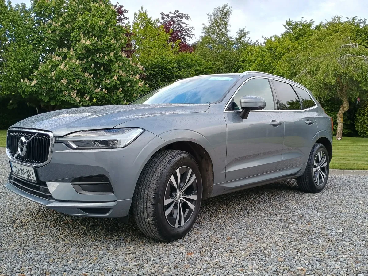202 Volvo XC60 D4 MOMENTUM 5DR Automatic - Grey - Image 2