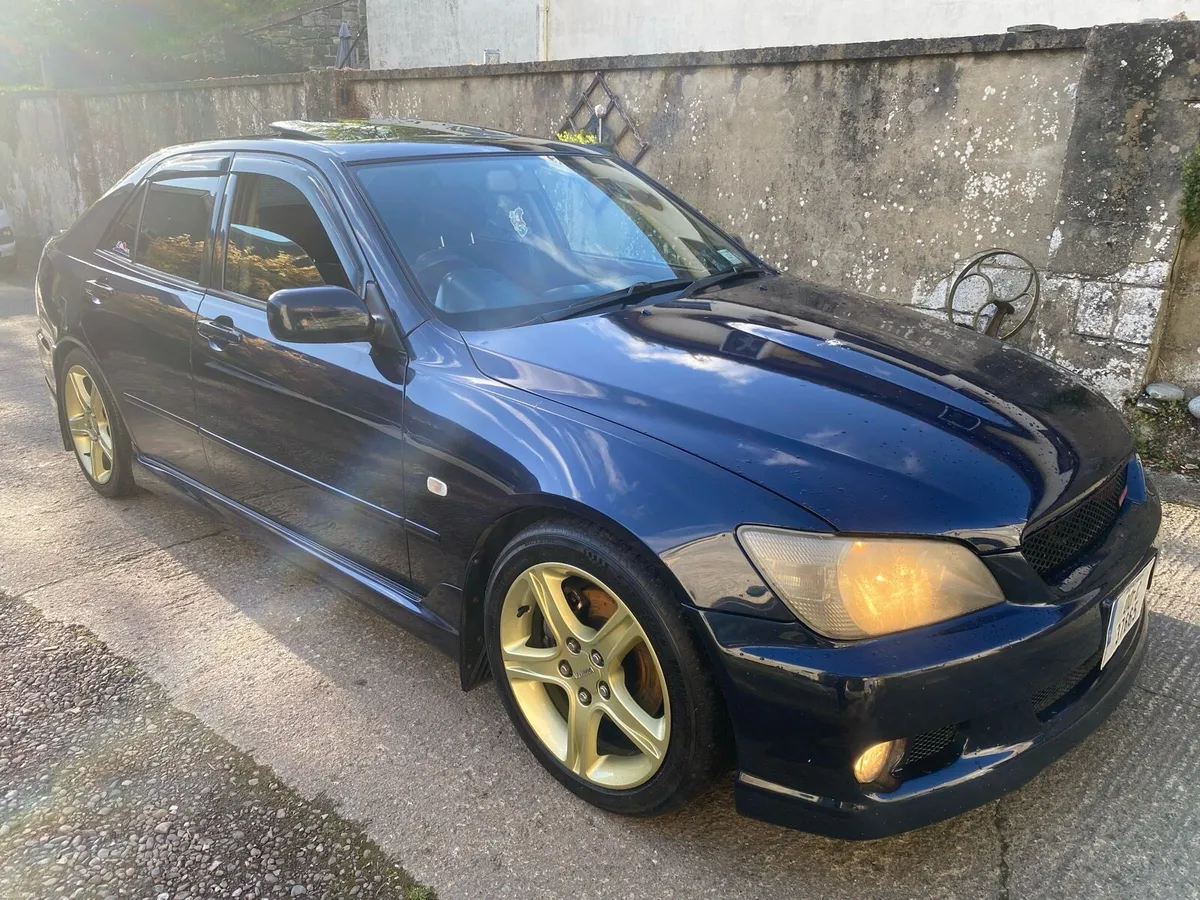 Toyota Altezza Qualitat - Image 3