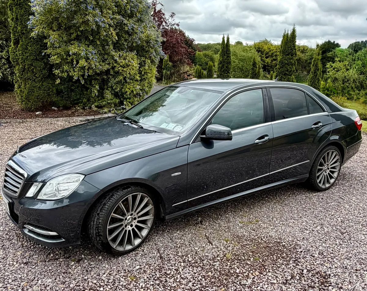 Mercedes-Benz E220 CDI Auto, Executive,  NCT 02/27 - Image 1