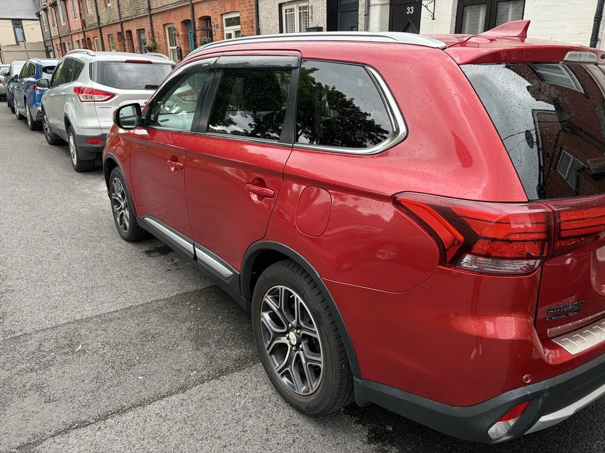 Mitsubishi Outlander 172 7 seater - Image 5