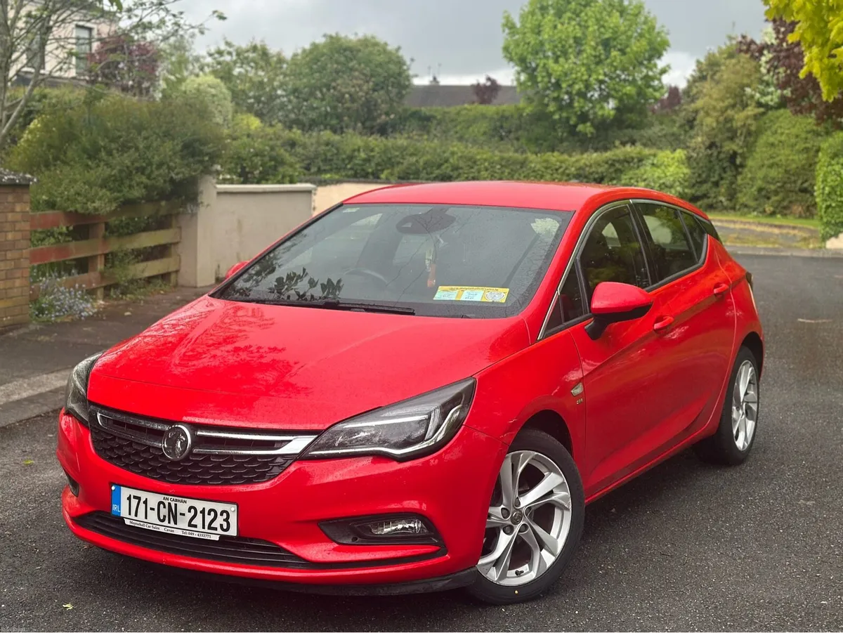 2017 vauxhall Astra 1.4 Sri nct 04/27 tax 06/26 - Image 3