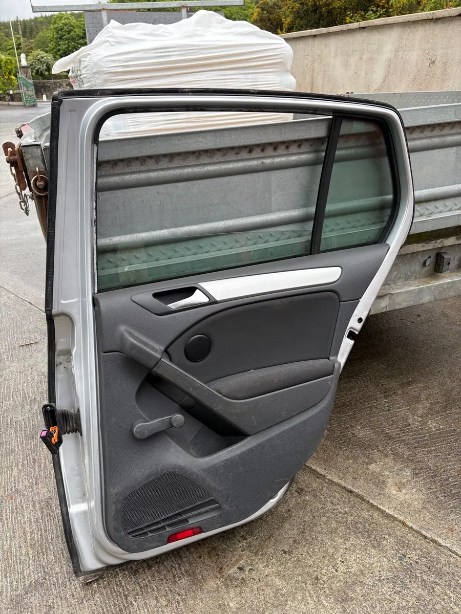 Right rear Volkswagen Golf door 2013 - Image 4