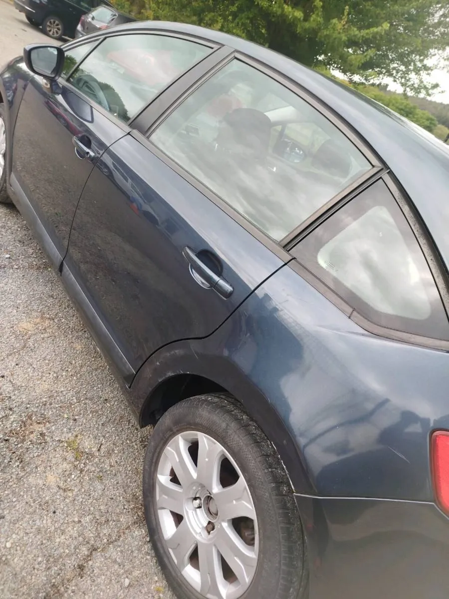 Car - Image 3