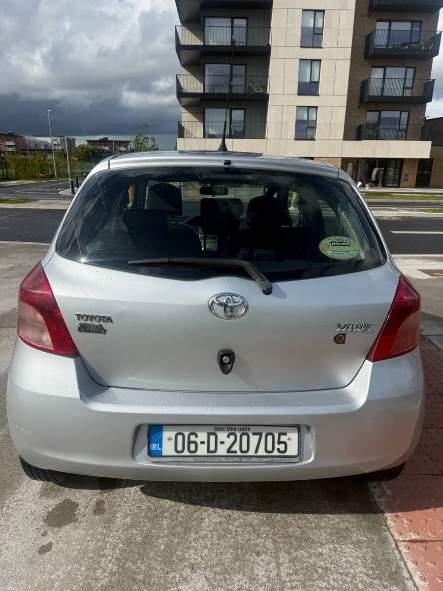 Toyota Yaris 1.0 Petrol Nct 2/27 Tax 5/26 - Image 4