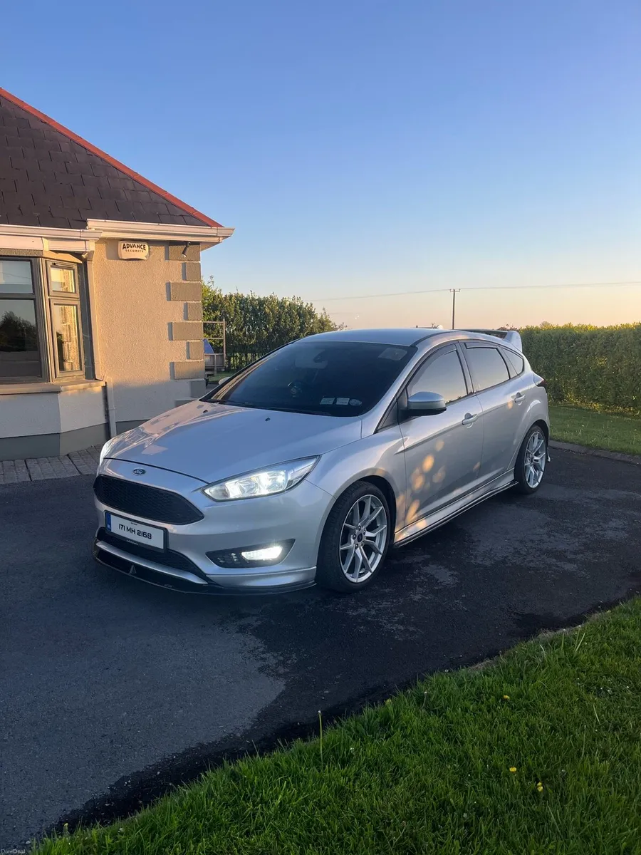 Ford focus LOW KMS - Image 1