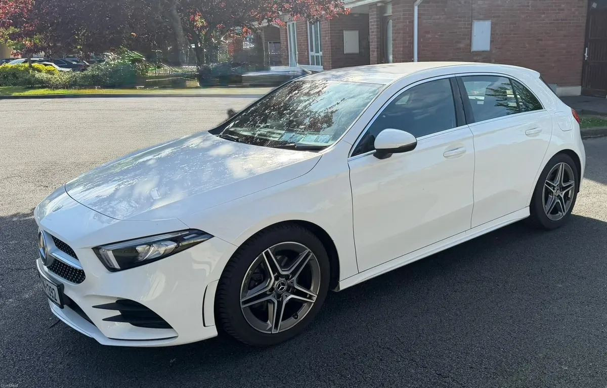 Stunning & Mint Condition White Mercedes-Benz A180 - Image 1