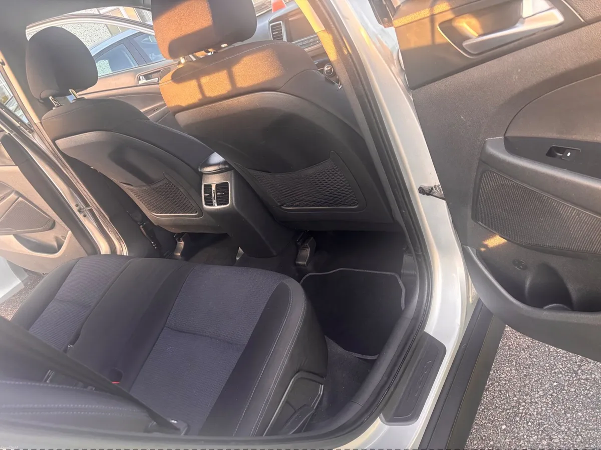 Hyundai Tucson 2015 - Image 4