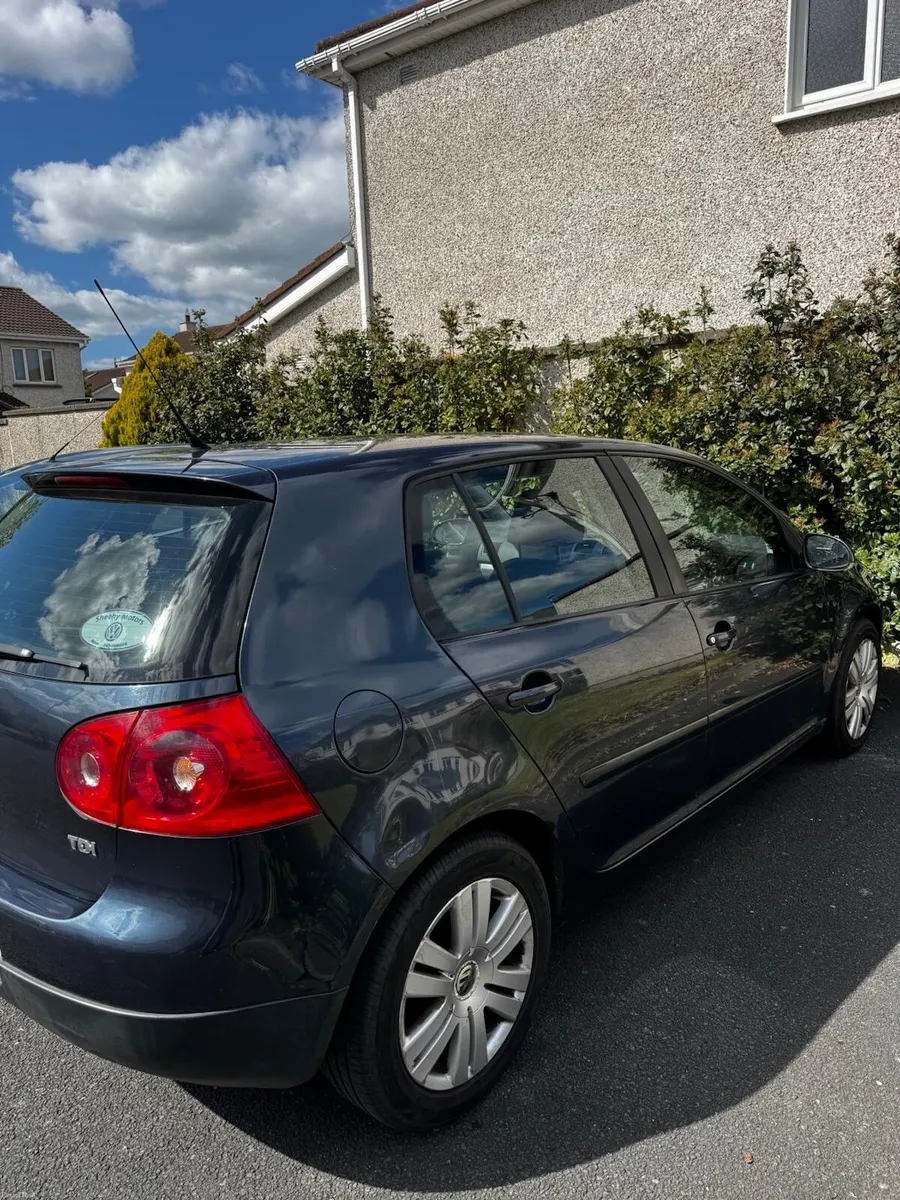 Volkswagen Golf 2008 - Image 1