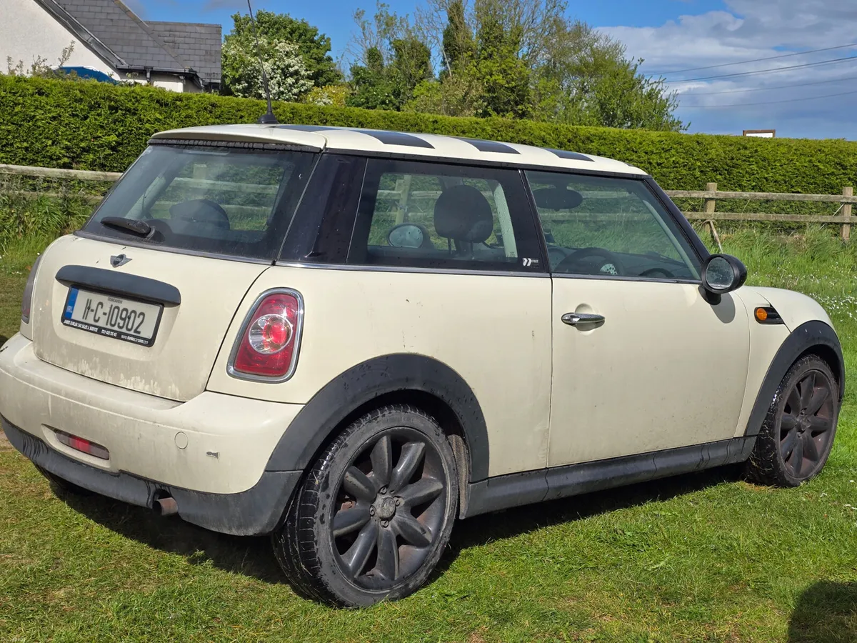 €2222 Mini First 2011 petrol ⛽️  €2222 - Image 3