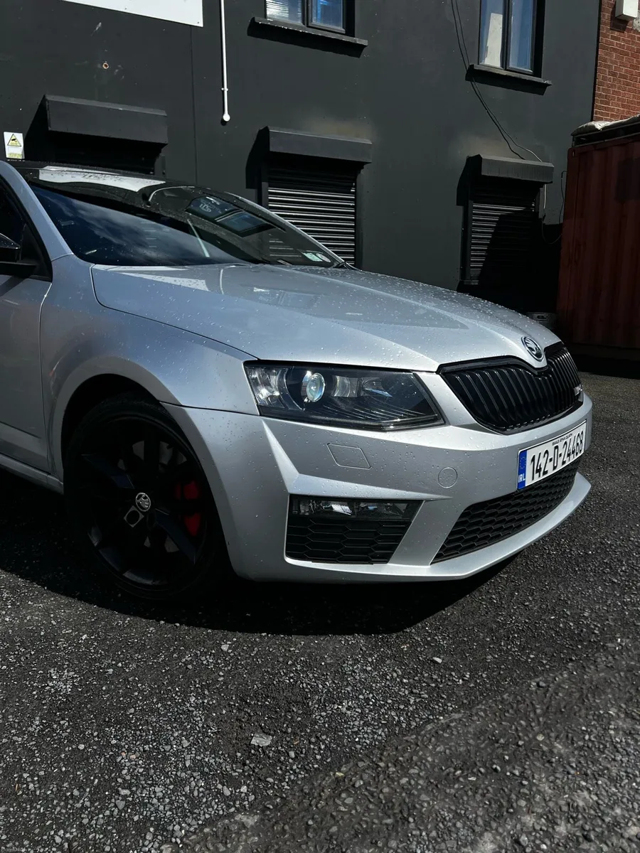 2014 ŠKODA Octavia VRS - Image 3